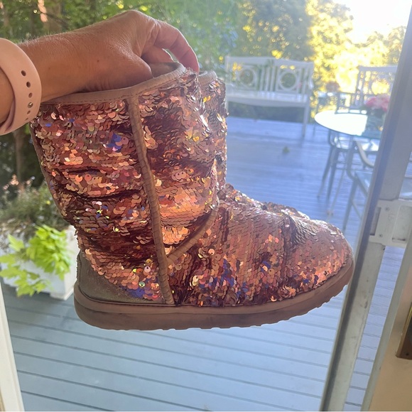 Ugg Classic Short Reverse Pink Sparkly Boots 8 - Picture 6 of 6